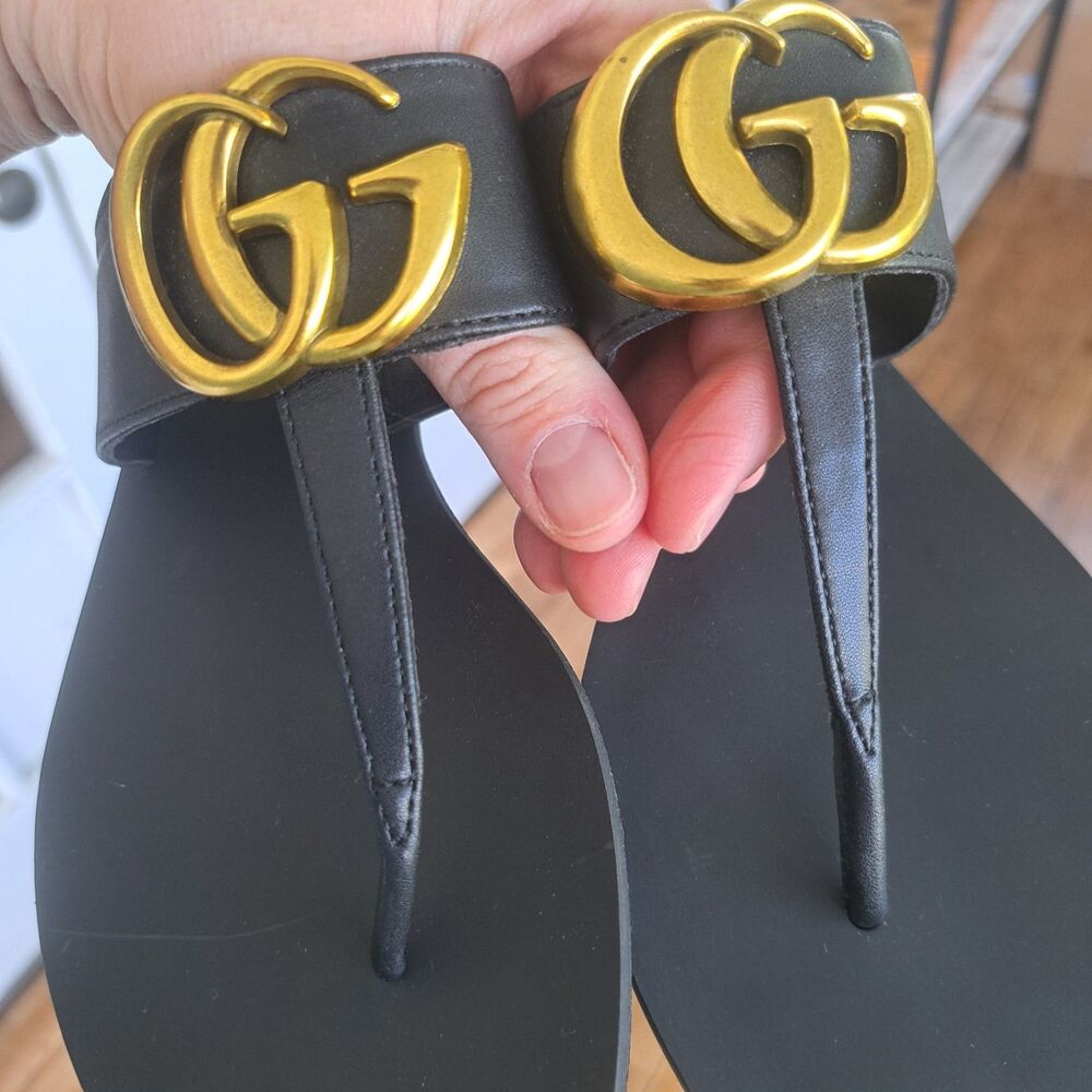 Gucci Marmot Laveugle Par Amour GG Women’s Black Leather Thong Sandals Size 39 - Picture 8 of 9